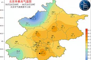 比肩名宿！拉塞尔&里夫斯同场25+且0失误 湖人近39年首对后卫组合